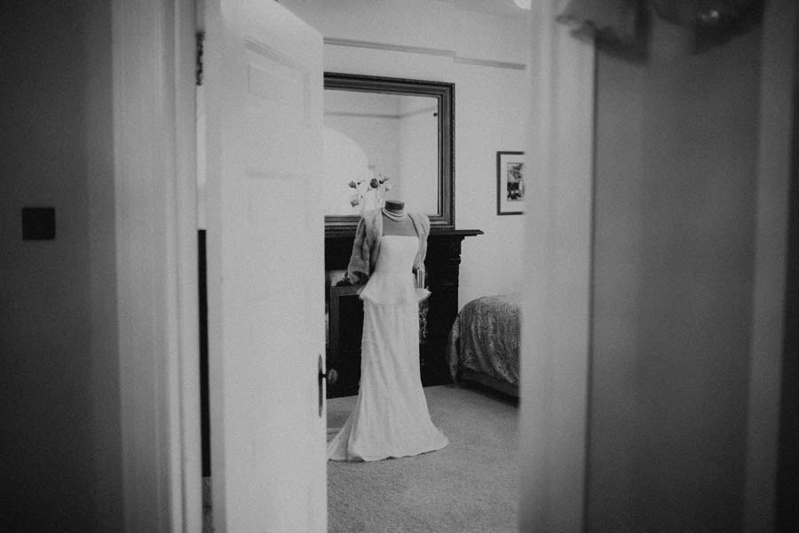 creative wedding dress photographs